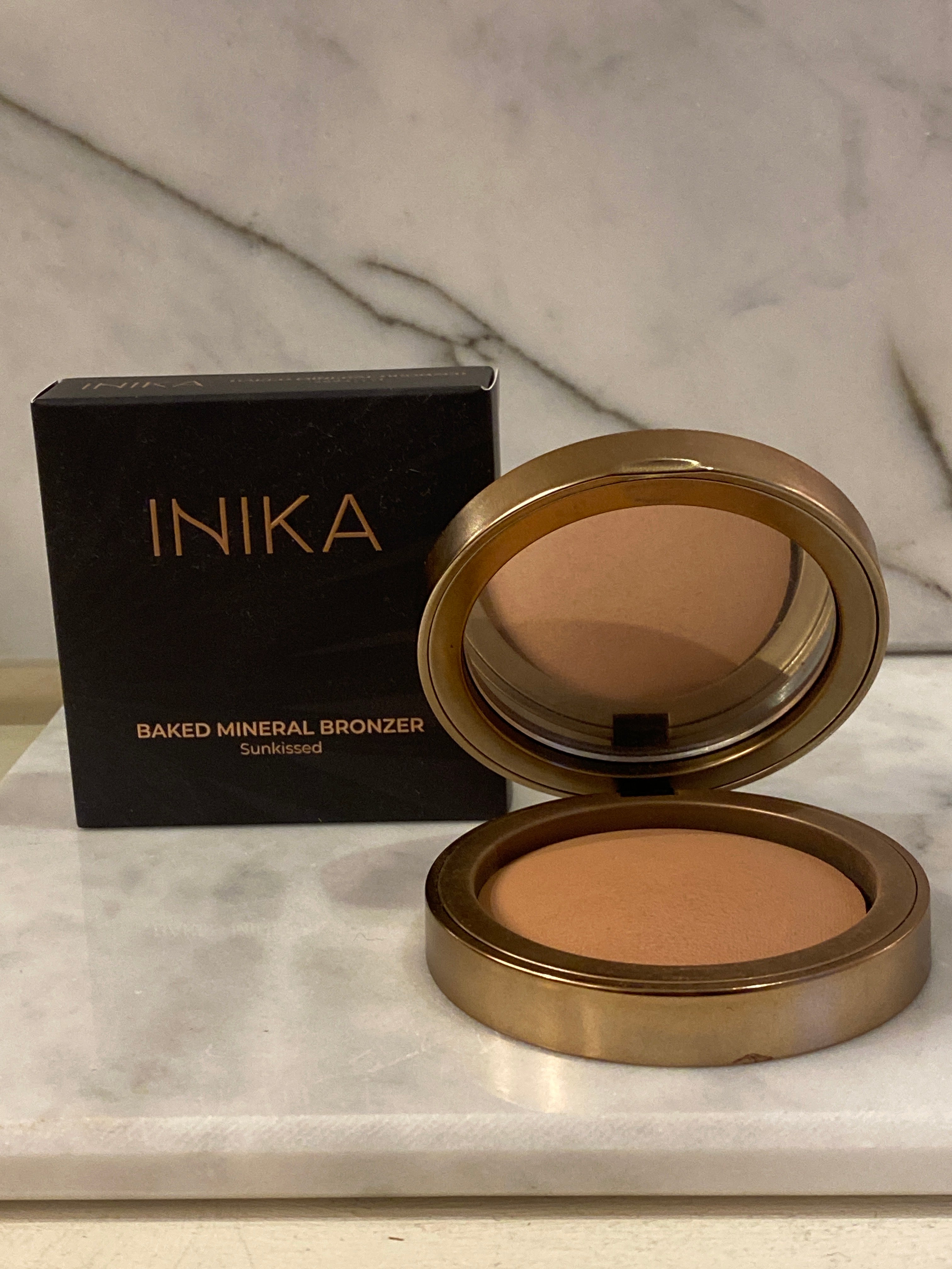 INIKA Baked Mineral Bronzer in Sunkissed